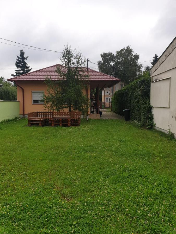 Zseki Apartman Hajduszoboszlo Ngoại thất bức ảnh