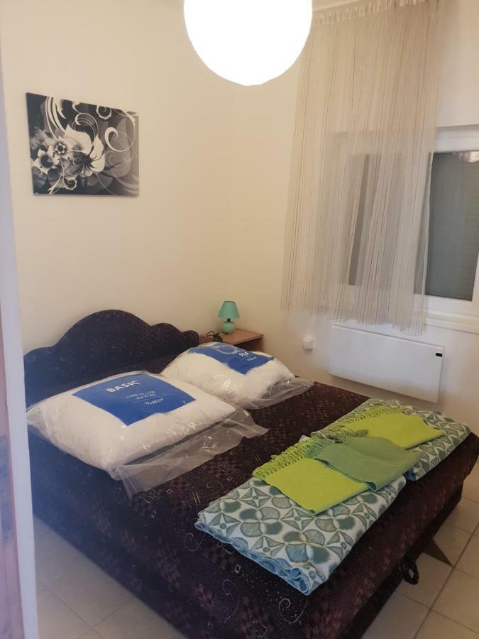 Zseki Apartman Hajduszoboszlo Ngoại thất bức ảnh