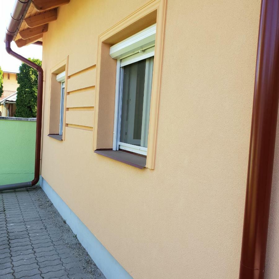 Zseki Apartman Hajduszoboszlo Ngoại thất bức ảnh