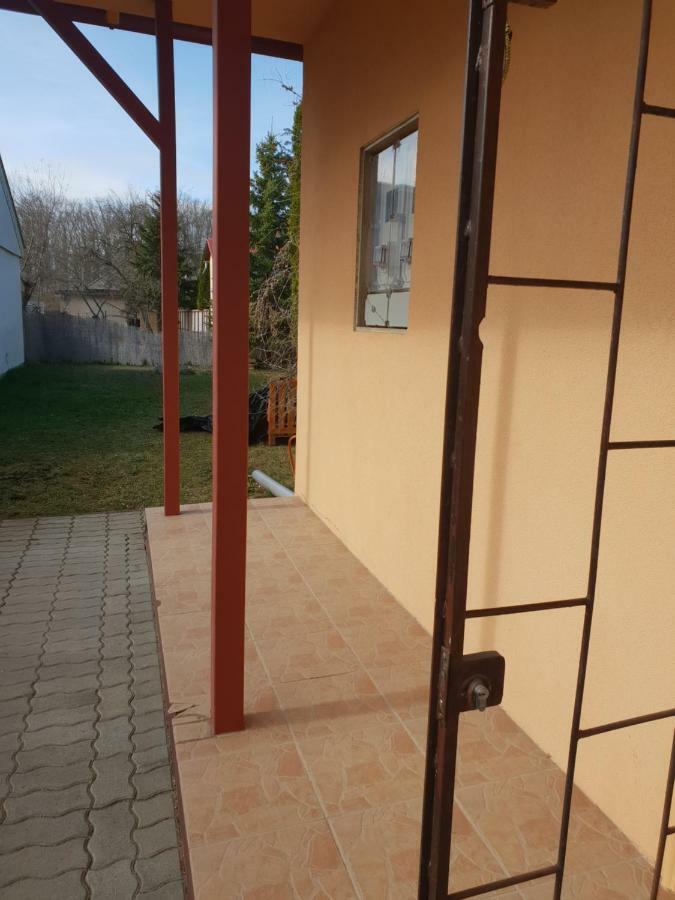 Zseki Apartman Hajduszoboszlo Ngoại thất bức ảnh
